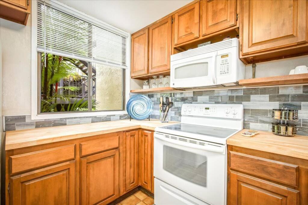 Beautiful 2/2 Condo In Kailua Kona. Ocean View! Экстерьер фото