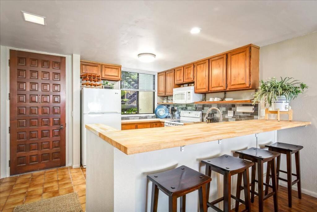 Beautiful 2/2 Condo In Kailua Kona. Ocean View! Экстерьер фото